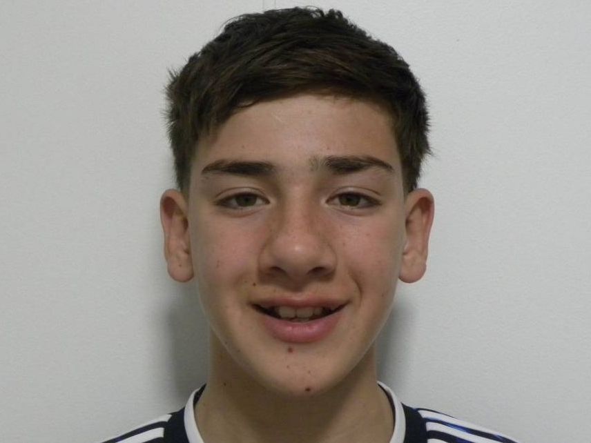 Frontal sonriendo