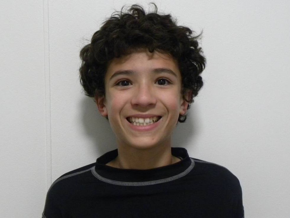 Frontal sonriendo