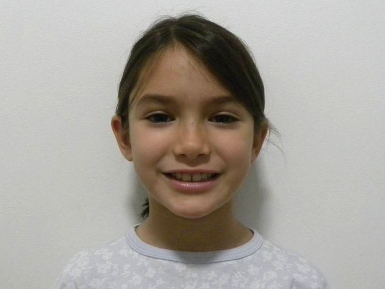 Frontal sonriendo