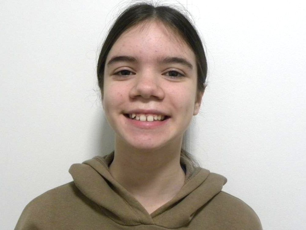 Frontal sonriendo