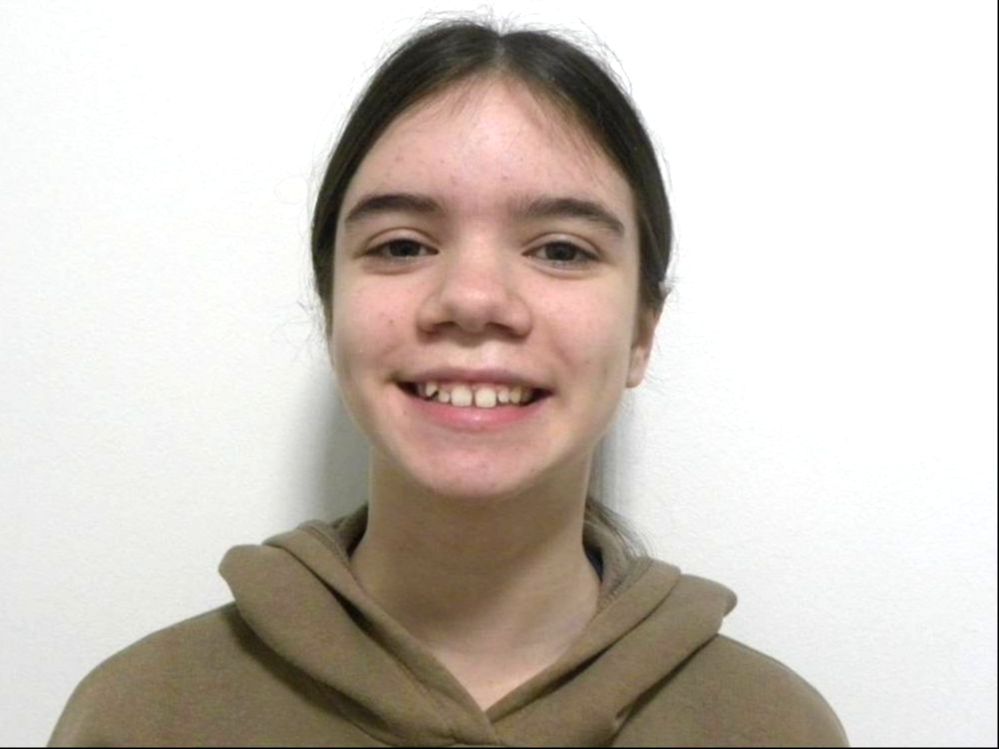 Frontal sonriendo
