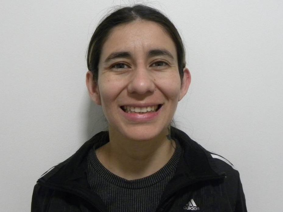 Frontal sonriendo